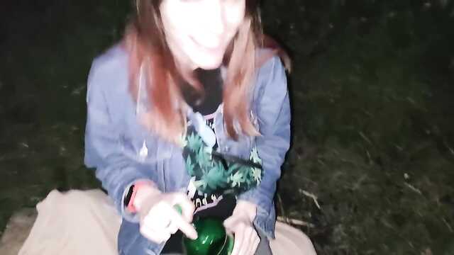 Darmowy sex Oralny na ulicy od pijanej przychylnej nieznajomej