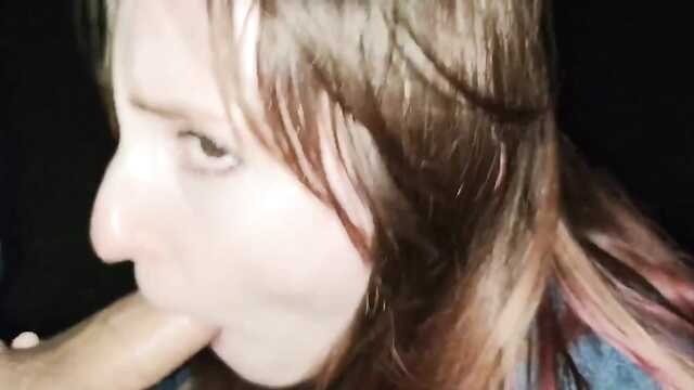 Darmowy sex Oralny na ulicy od pijanej przychylnej nieznajomej