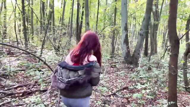 Рыжая фея получила дозу спермы в глухом лесу