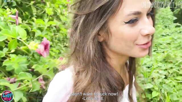 És tão impaciente! Estou pronta para abanar as mamas.