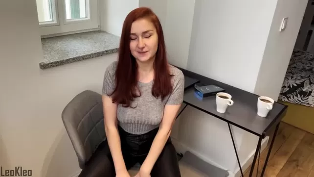 Новенький iPhone в рот?