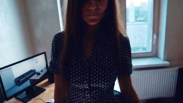 Let her watch porn more often - her pussy got wet