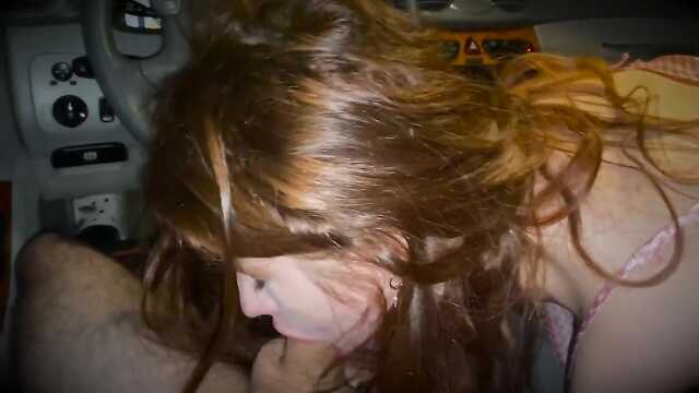 Podwiózł wytatuowaną cipkę do domu ze spermą na ustach