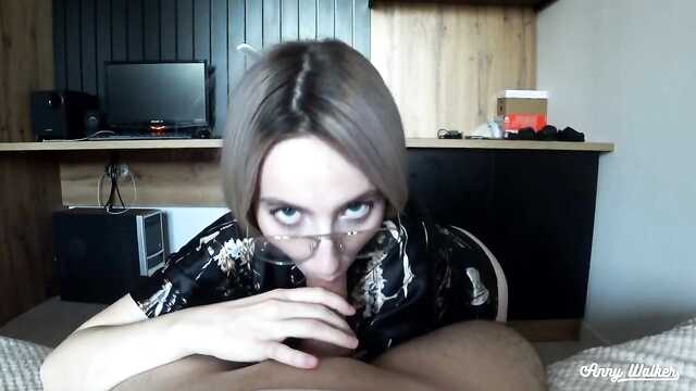 Первого лица: Он трахает подругу своей жены.