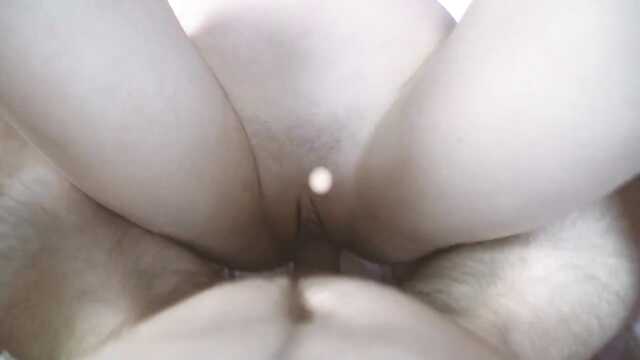 A girl with an anal plug gets high from a vaginal fuck