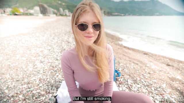 The date of the girl and her faithful ends with a bright orgasm