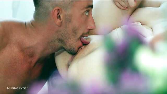 Құл және тату