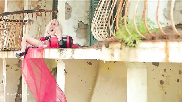 Ника: Косплей и Мастурбация для Женщин.